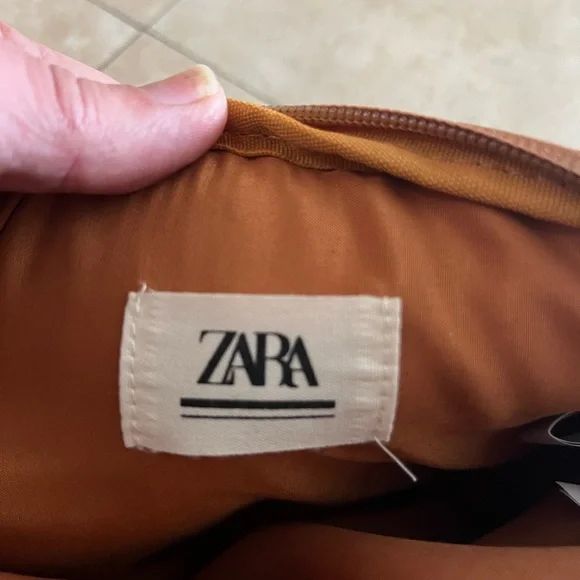 Brown Crossbody Bag with Black Strap - Picture 4 of 5